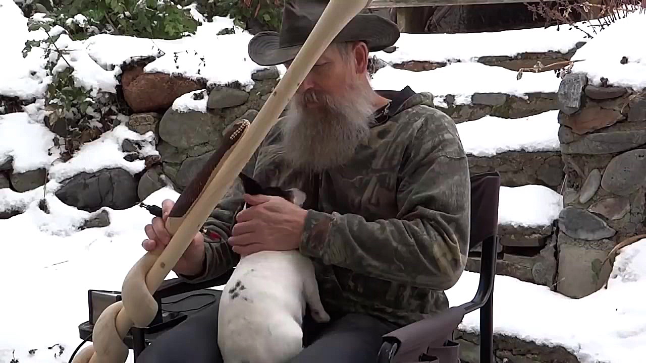 مجسمه های چوبی New Carving Cou...