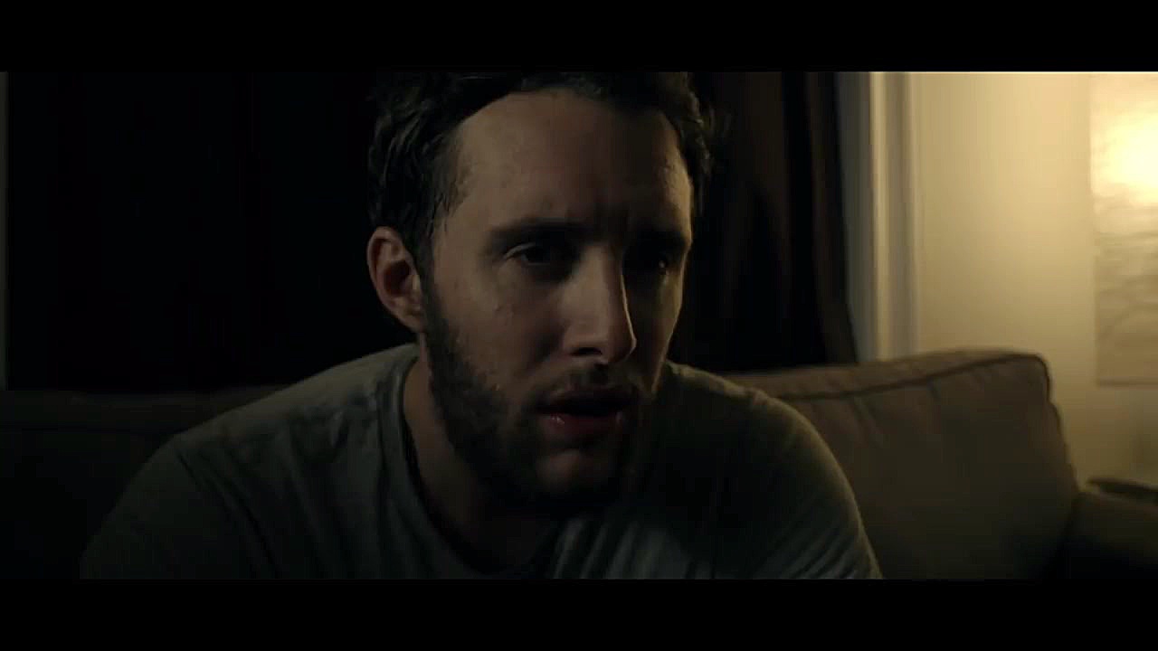 فیلم کوتاه ترسناک: پخش مجدد