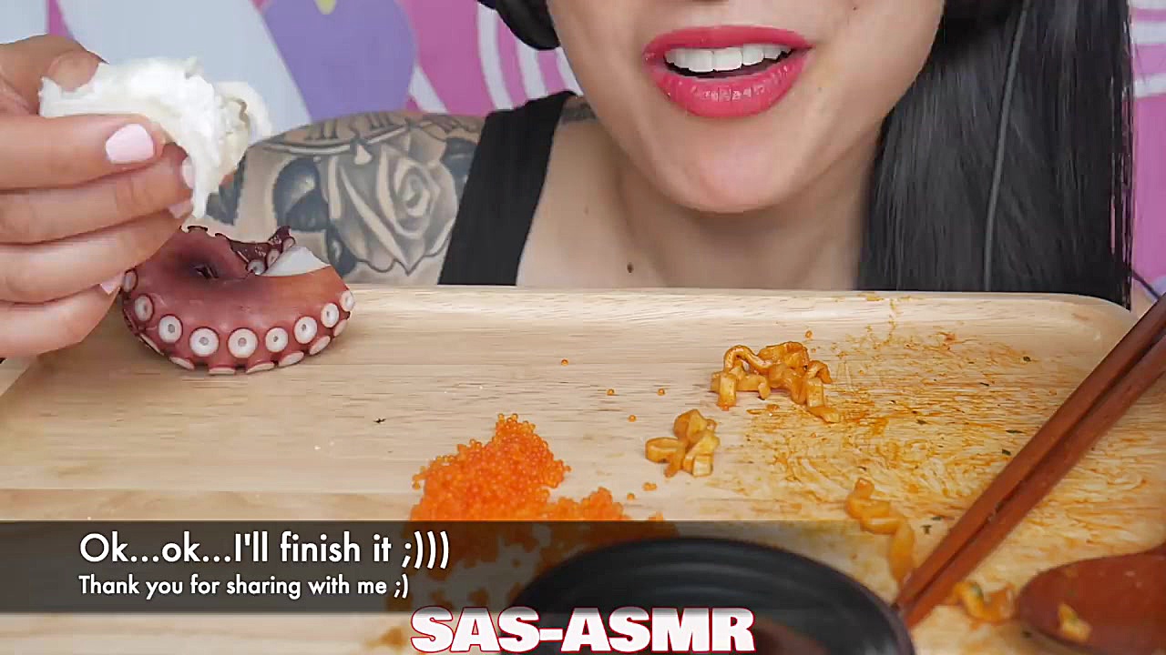 چالش آسمر خوردن اختاپوس و نودِ...