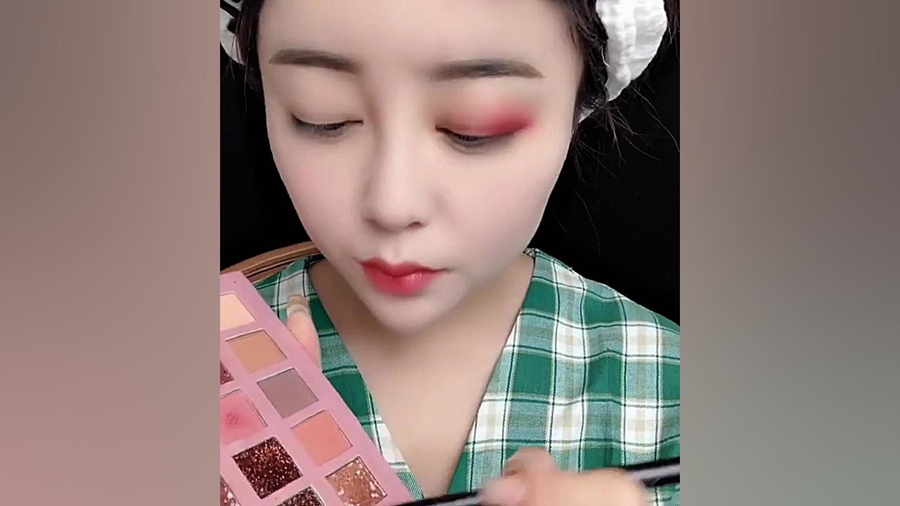 Beautiful Eye Makeup Tutorial...
