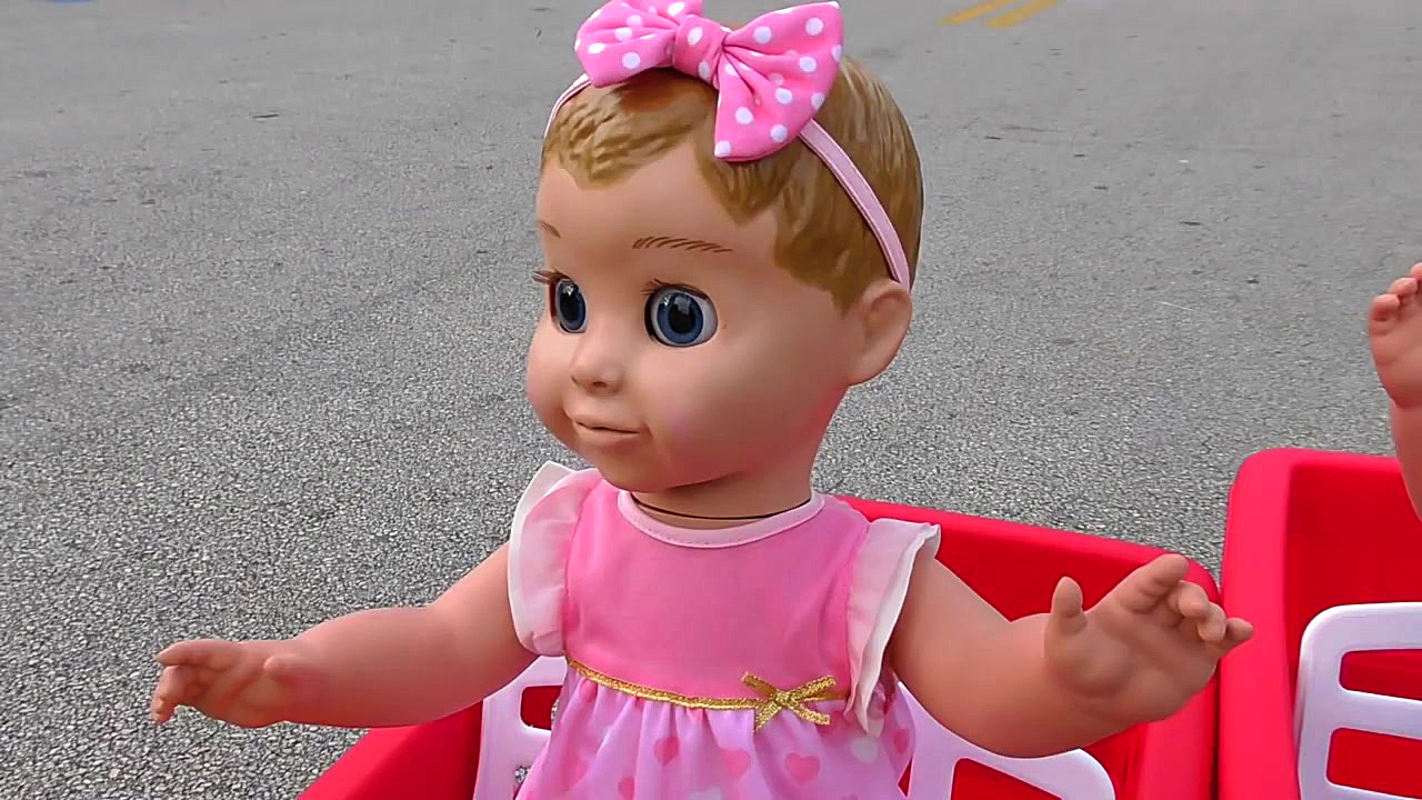 روما و دیانا به فروشگاه اسباب...