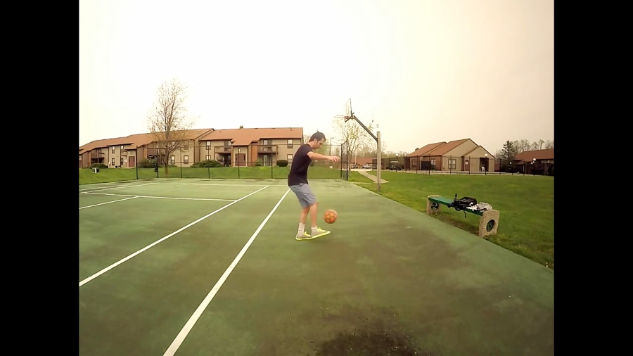 آموزش حرکت فوتبال نمایشی توسط...