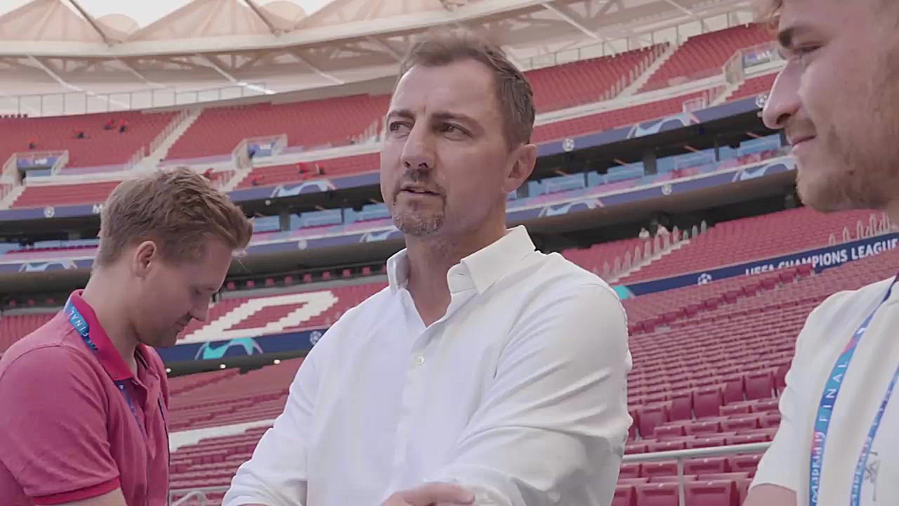 این مسابقات UEFA Champions Lea...