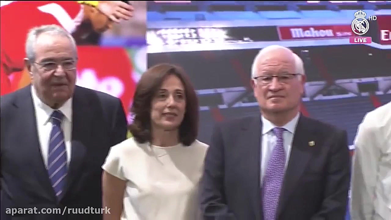 مراسم معارفه ادن هازارد در سان...