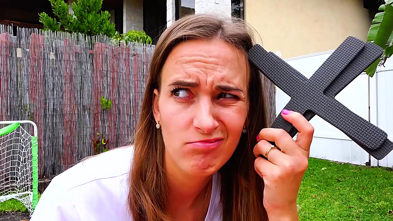 Vlad and Nikita Outdoor Gamesن...