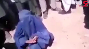 فیلم لحظه اعدام یک زن در ملاء...