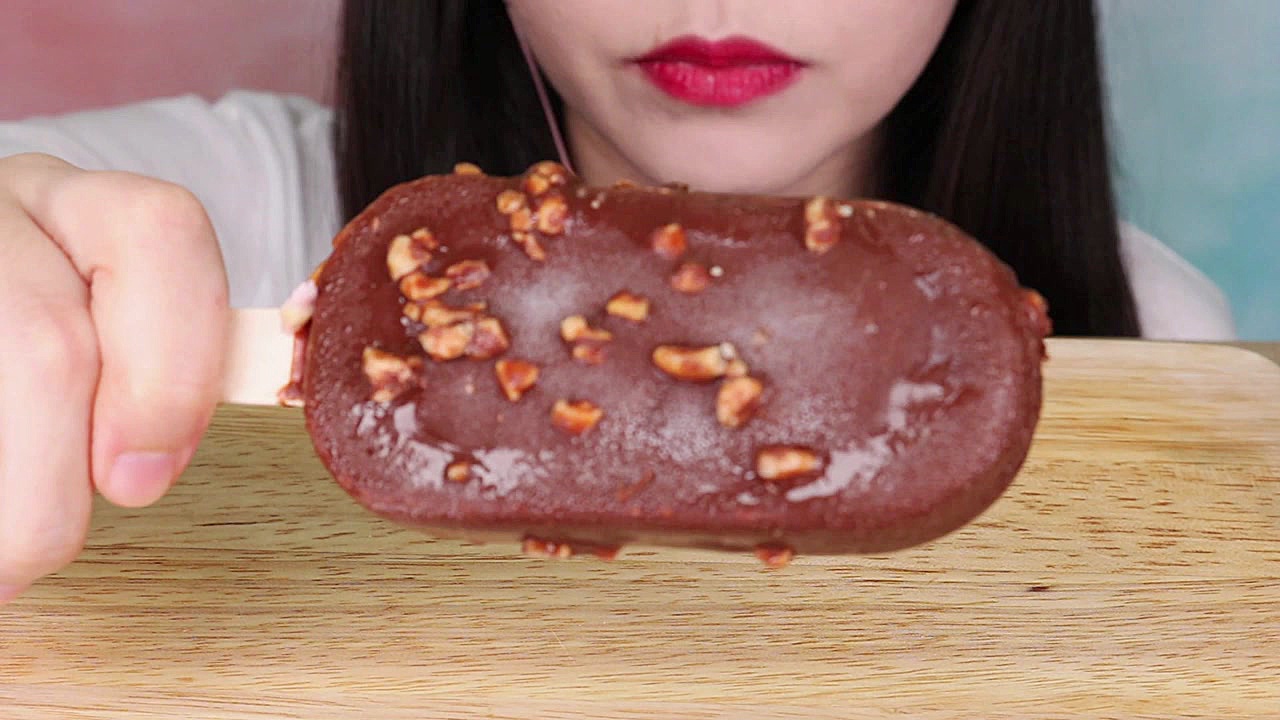 چالش اسمر  خوردن بستني