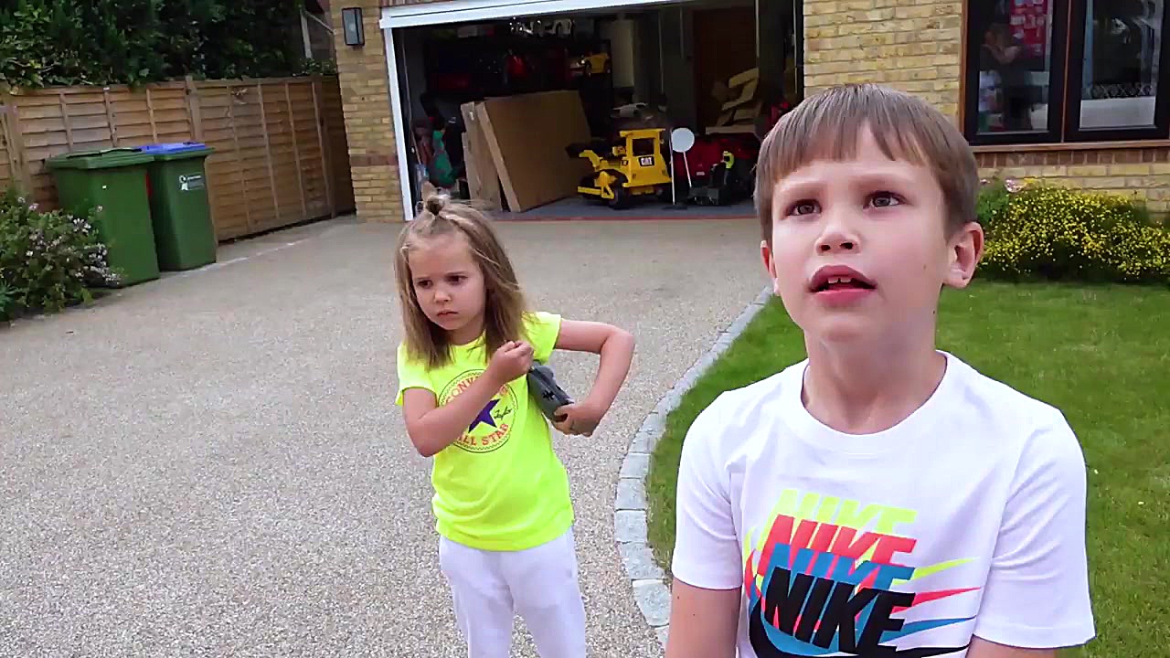 کاتیا و مکس یه ماشین بستنی فرو...