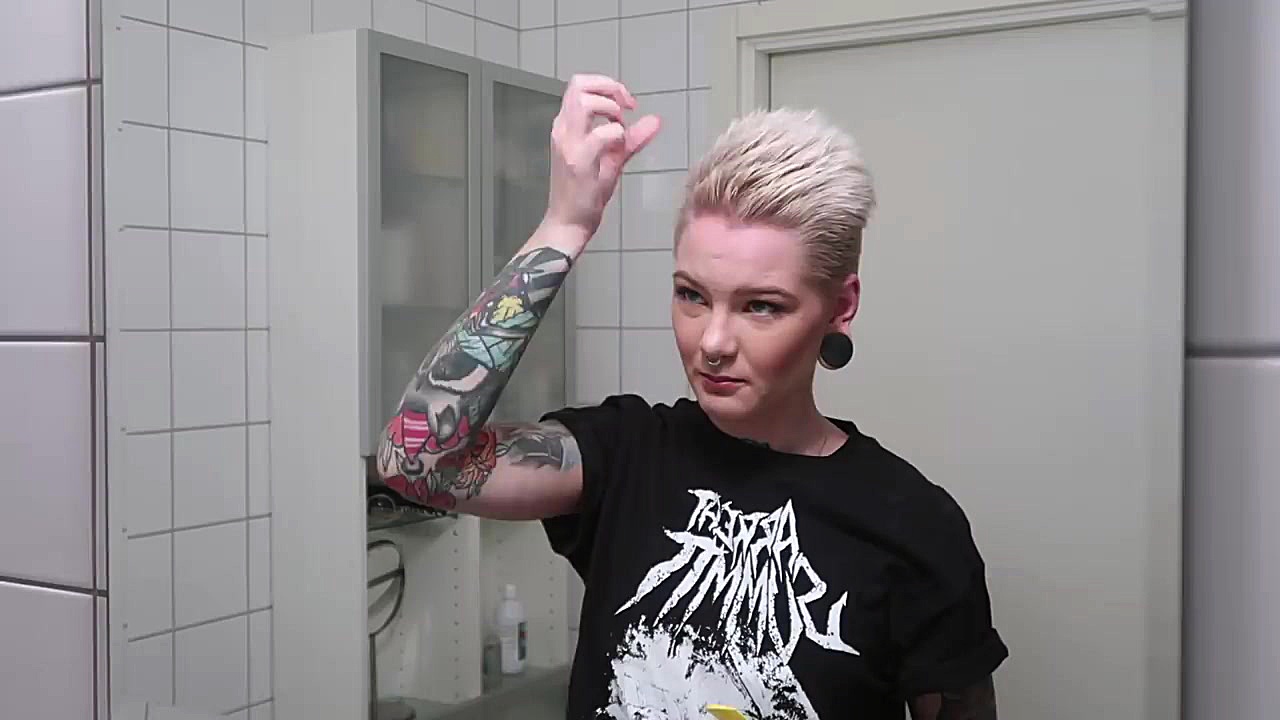 چگونه به موهاي كوتاه مدل دهيم؟