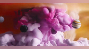 حرکت اهسته رنگ در اب