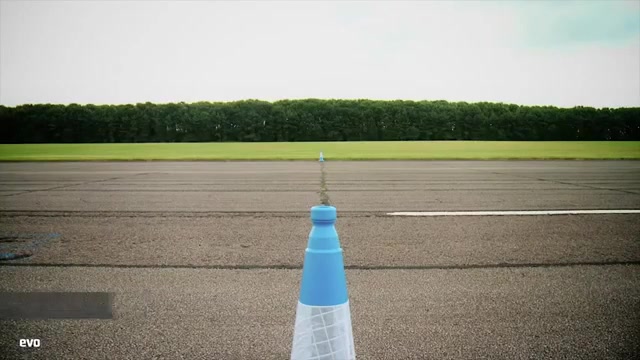 درگ ب ام و i8 با پورشه 911 کرر...