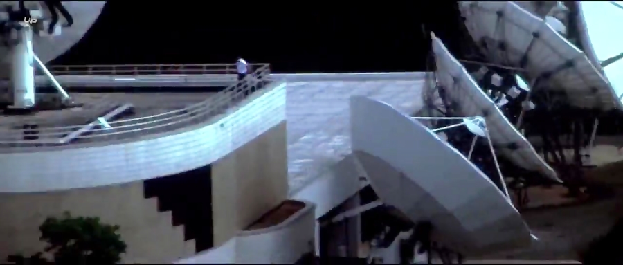 فیلم سینمایی(دشمن حکومت)دوبله...