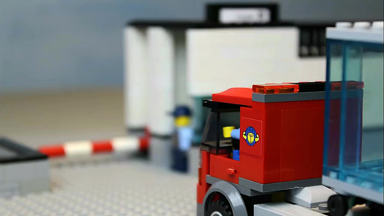 کارتون لگو ها این داستان سرقت...