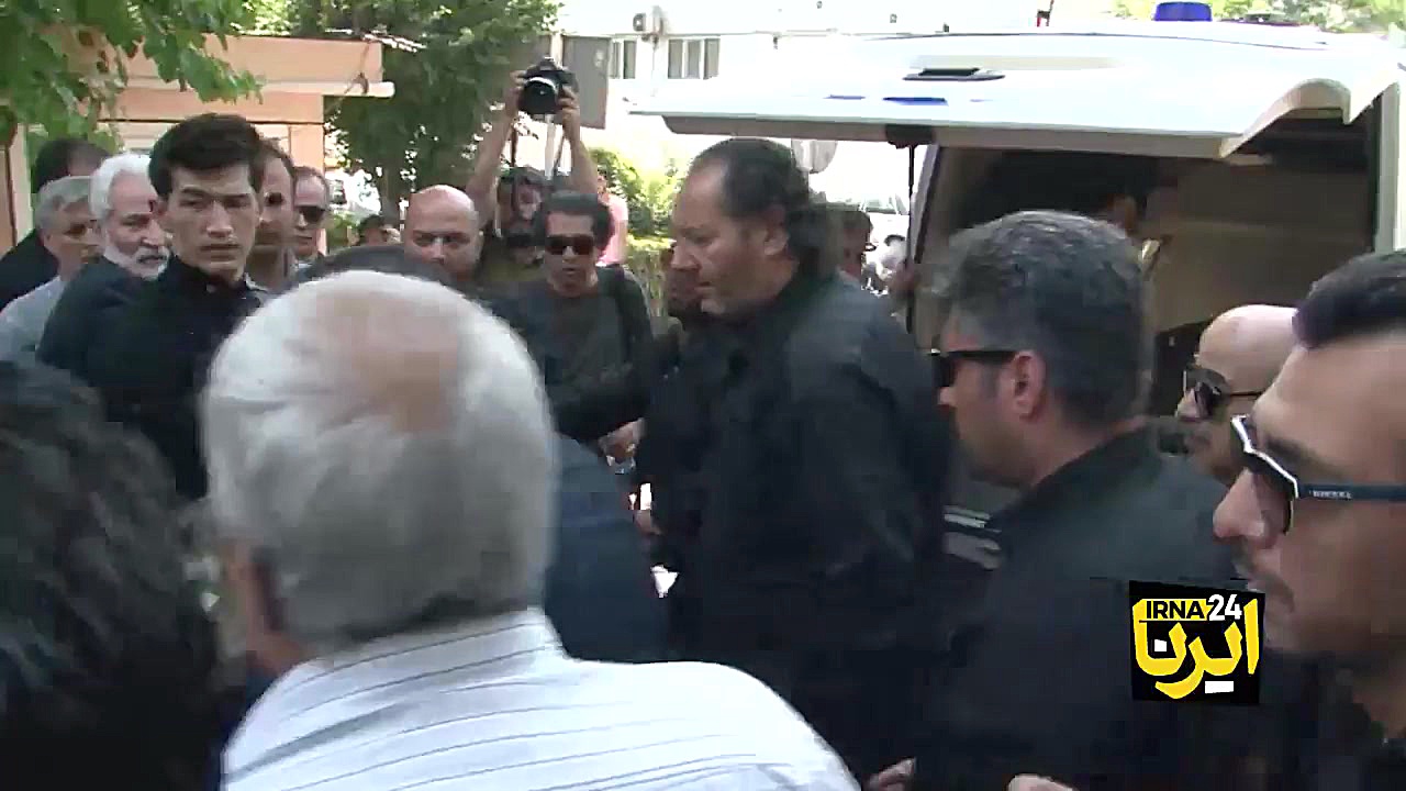 مردی که از غار موزه ساخت