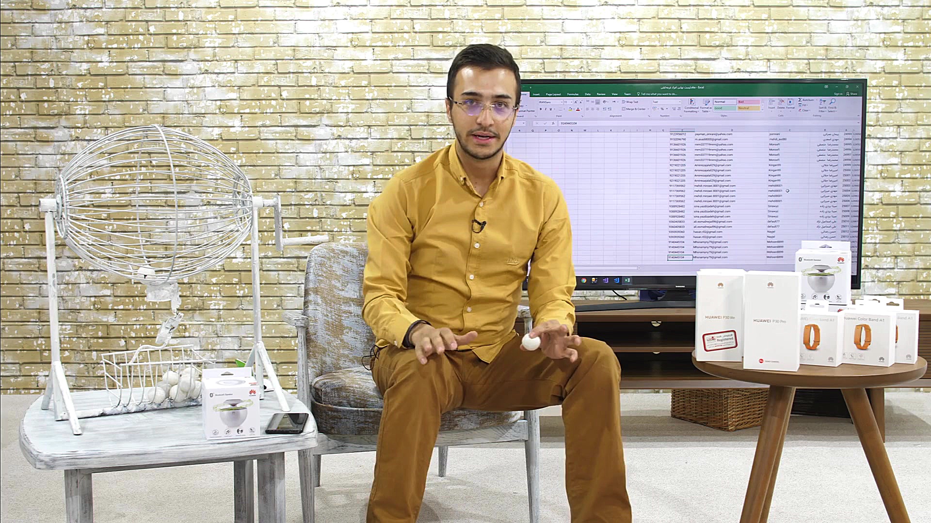 قرعه کشی جوایز مسابقه زومیت و...