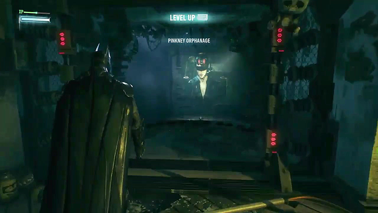 جنگ بتمن و زن گربه ای علیه ربا...