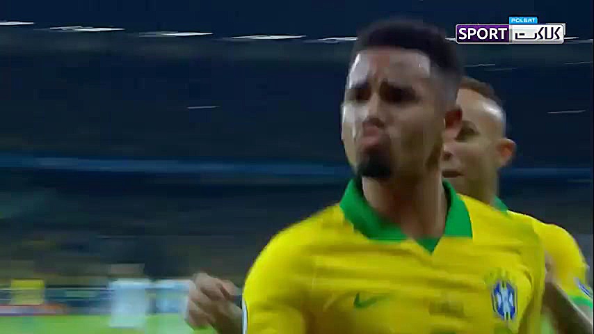 گل ژسوس؛ برزیل  آرژانتین