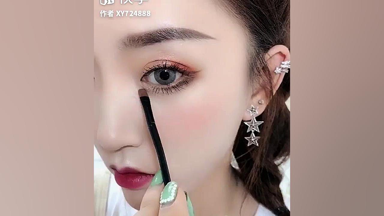 Beautiful Eye Makeup Tutorial...