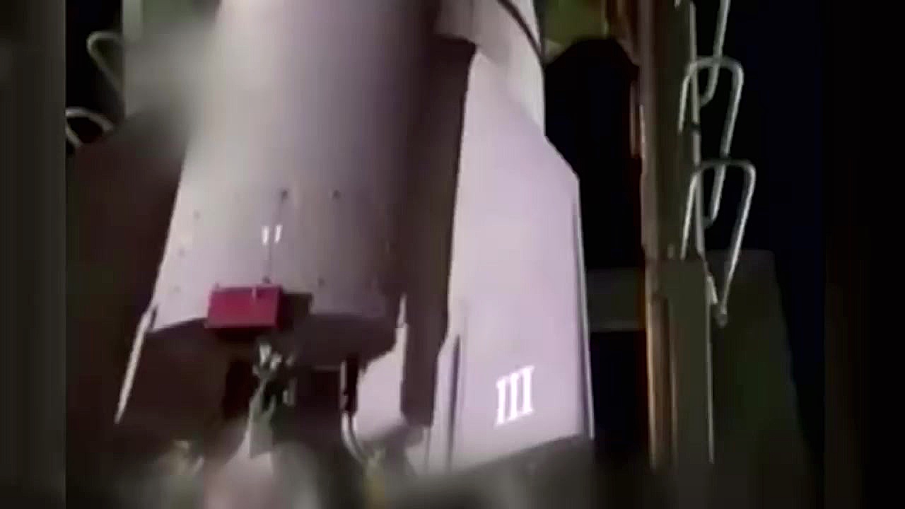 لحظه شلیک و اصابت موشک بالستیک...