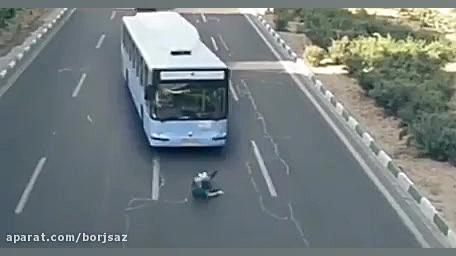 نجات سگ ترسناک وحشت شهامت تصاد...