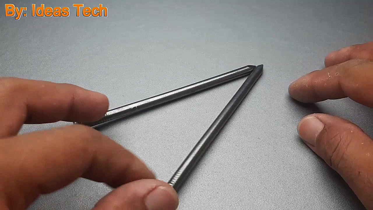 روش روشن کردن لامپ بدون برق و...