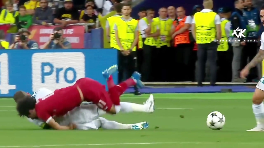 Football Stars Crying l Salah,...