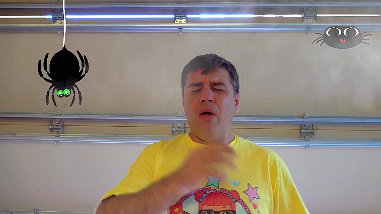 استیسی و پدر یک خانه بزرگ بادی...