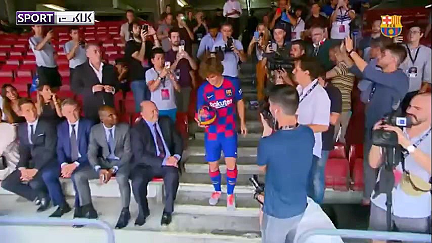 مراسم معارفه گریزمان در بارسلو...