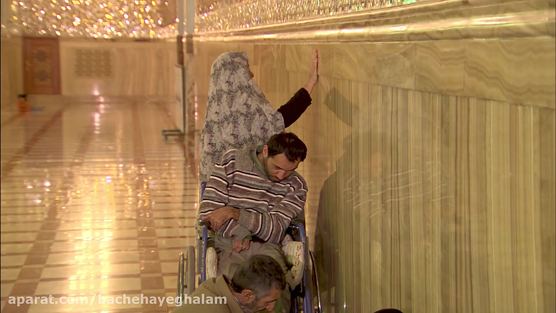 نماهنگ زائر (امام رضا علیه الس...