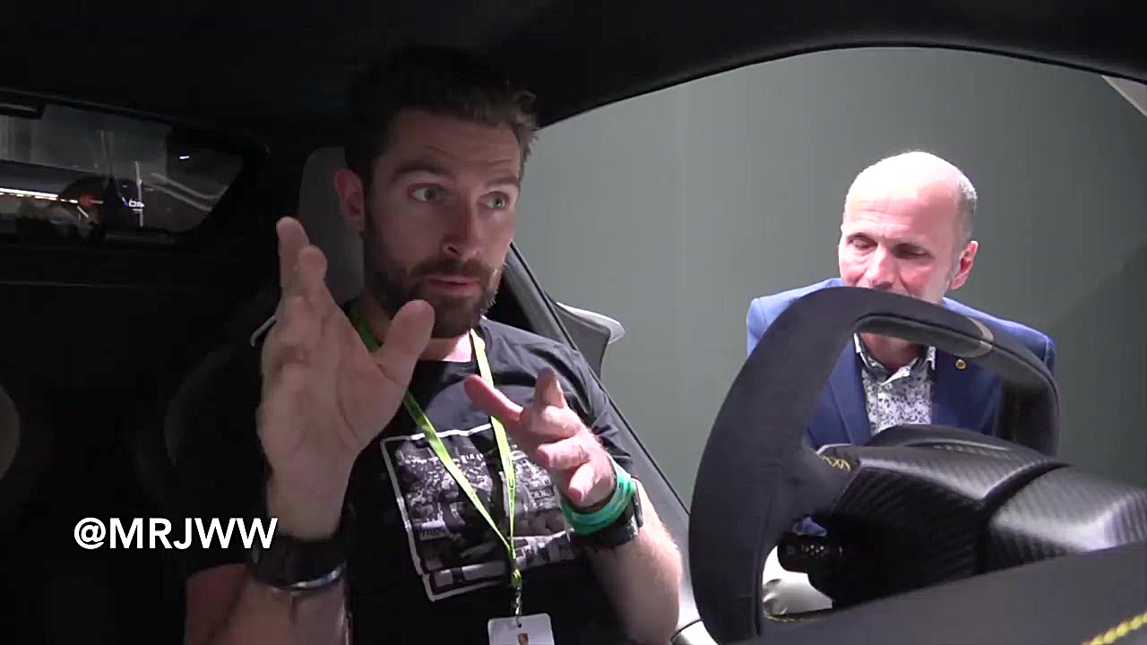 نگاهی به طراحی بیرونی هایپرکار...