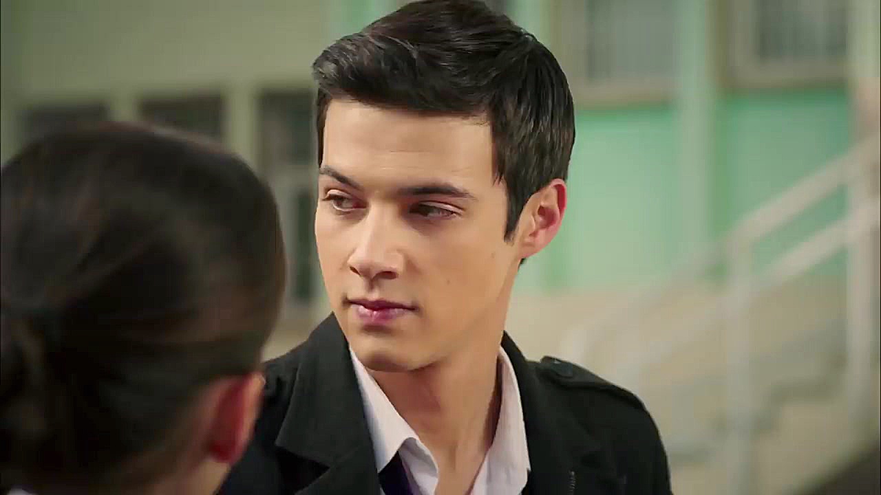 سریال ترکی رزسیاه دوبله فارسی...