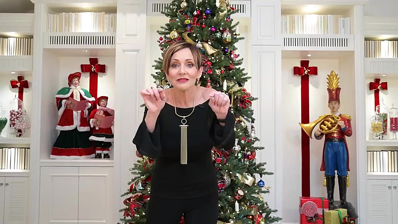 درخت و دکوراسیون کریسمس