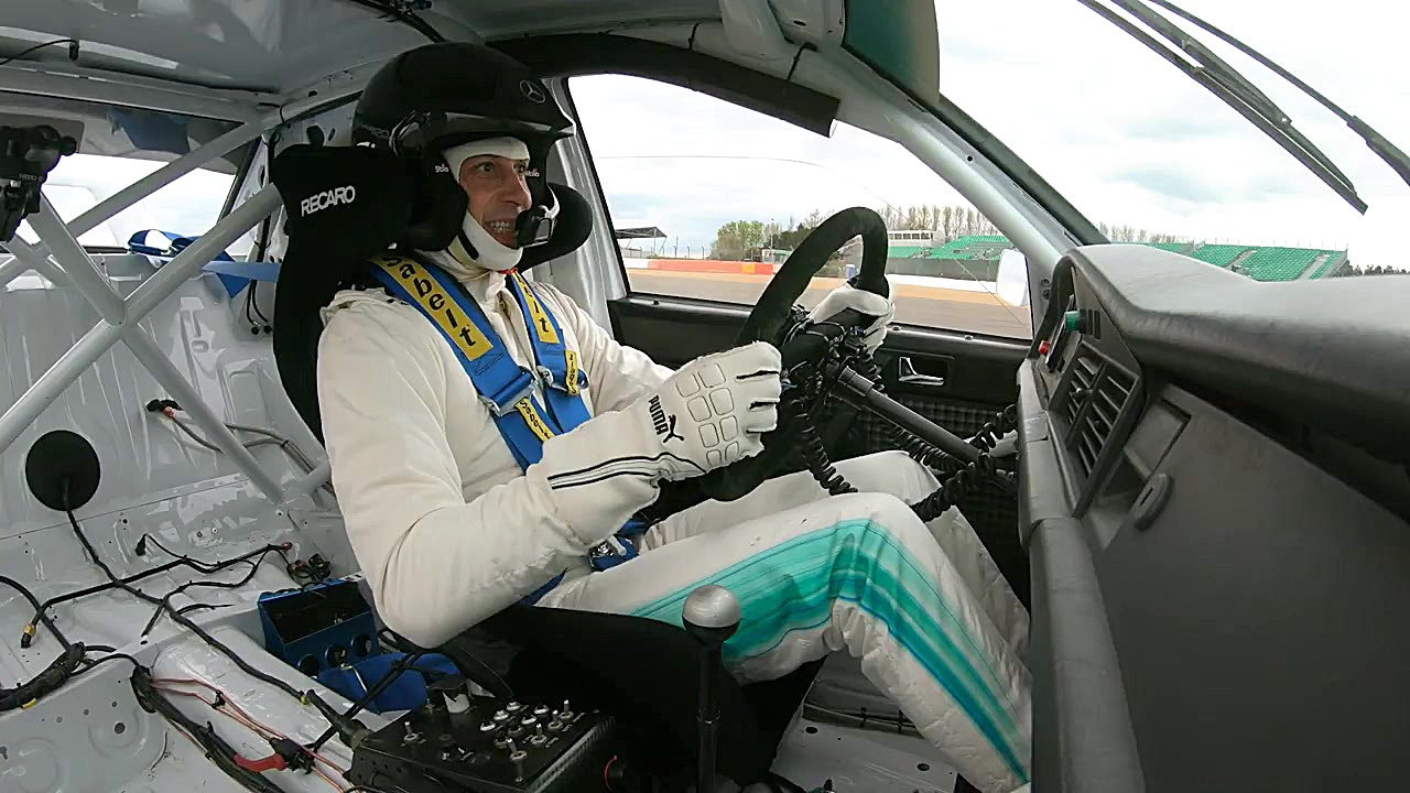 لوییس همیلتون و توتو ولف  چالش...