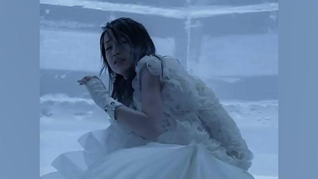 Mika Nakashima - Yuki No Hana زمان133ثانیه