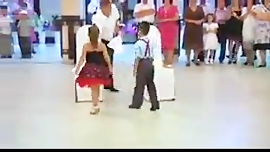 رقص رو کم کنی پسر بچه بادختر ب...