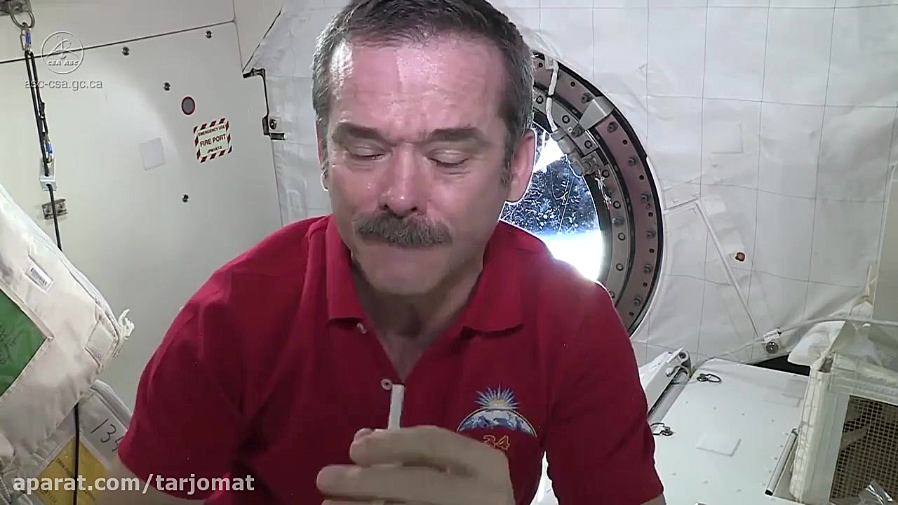 گریه کردن در فضا