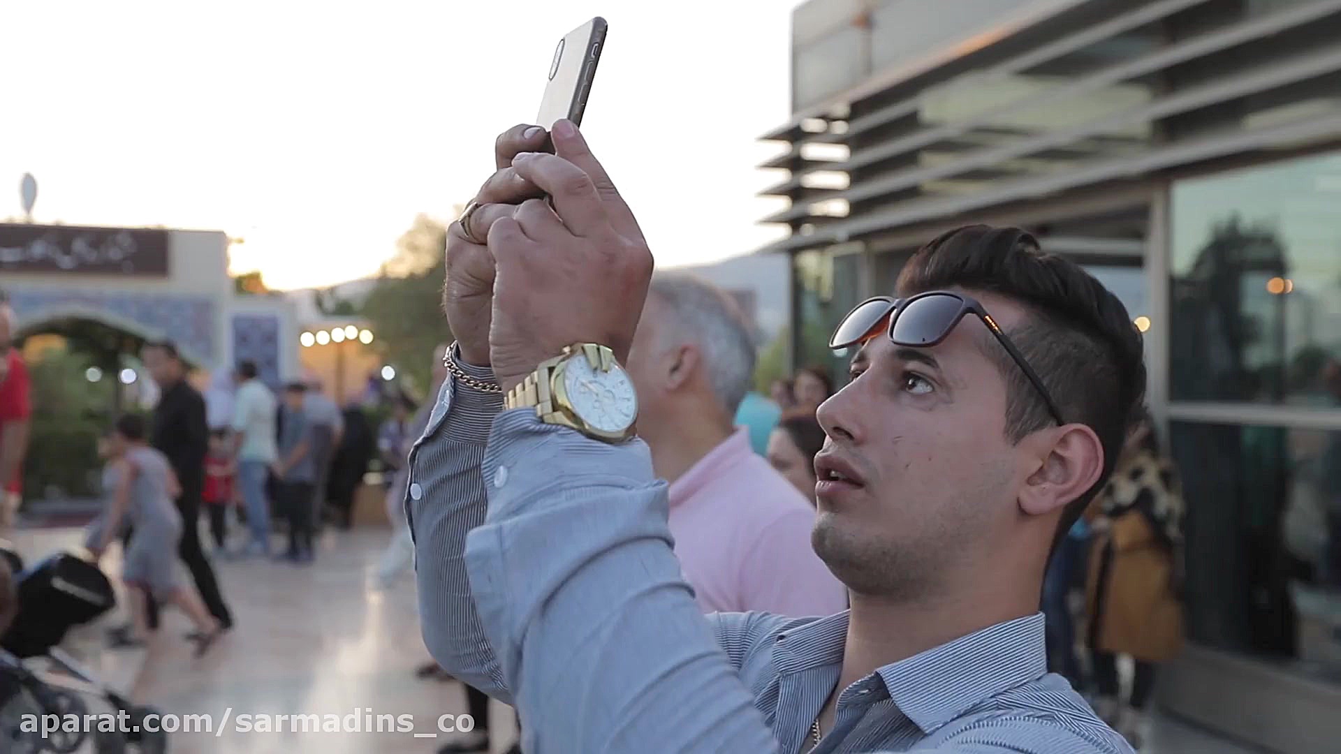 نمایش عصای خود ایستا، نماد بیم...