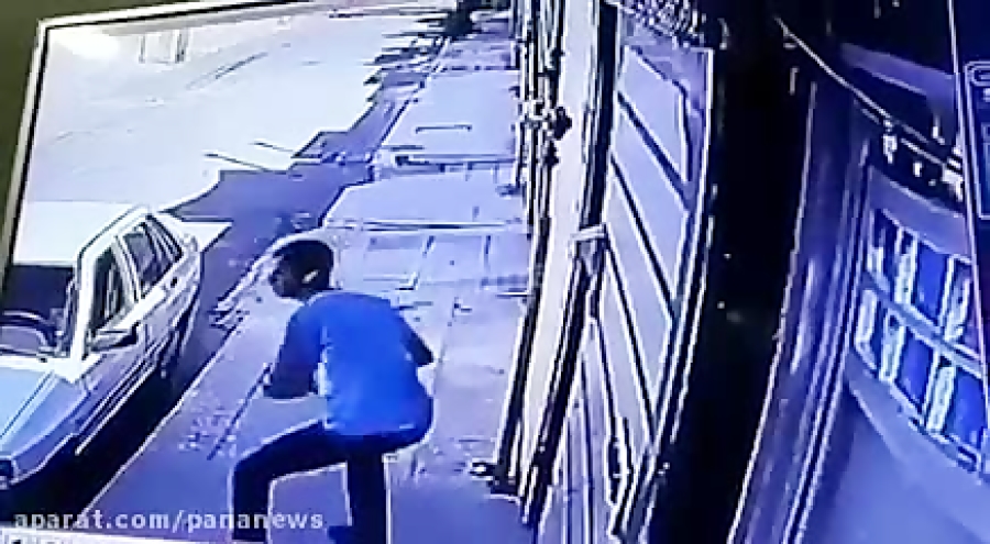 زورگیری و سرقت گوشی با ساطور د...