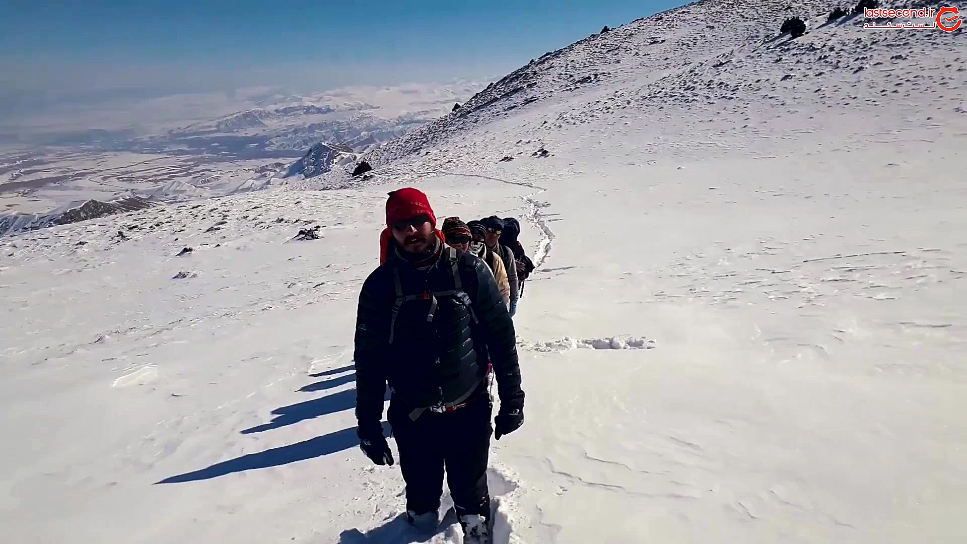 لذت دیدن صعود زمستانه به ارتفا...