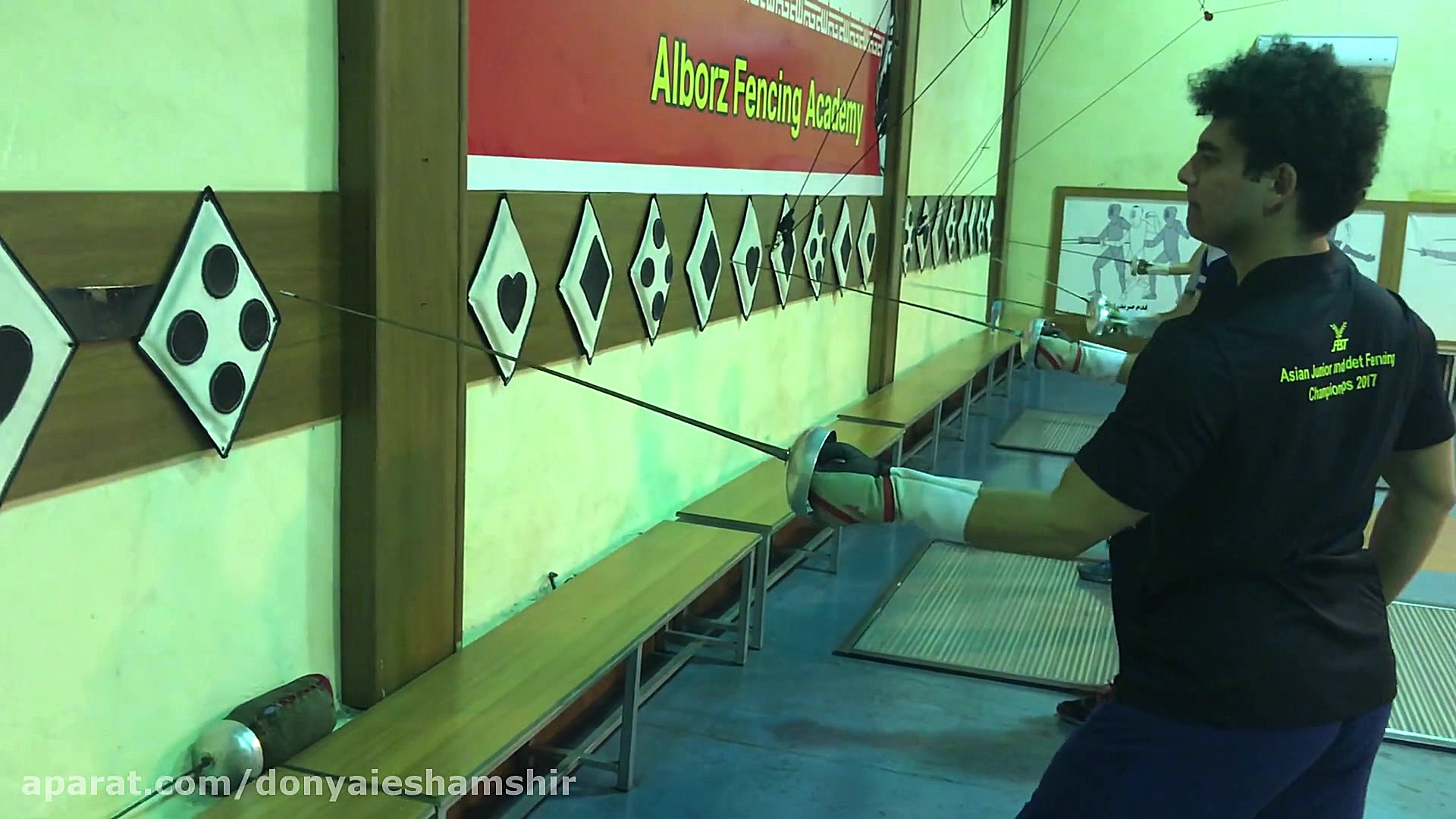 تمرین هدف زنی شمشیربازی 73