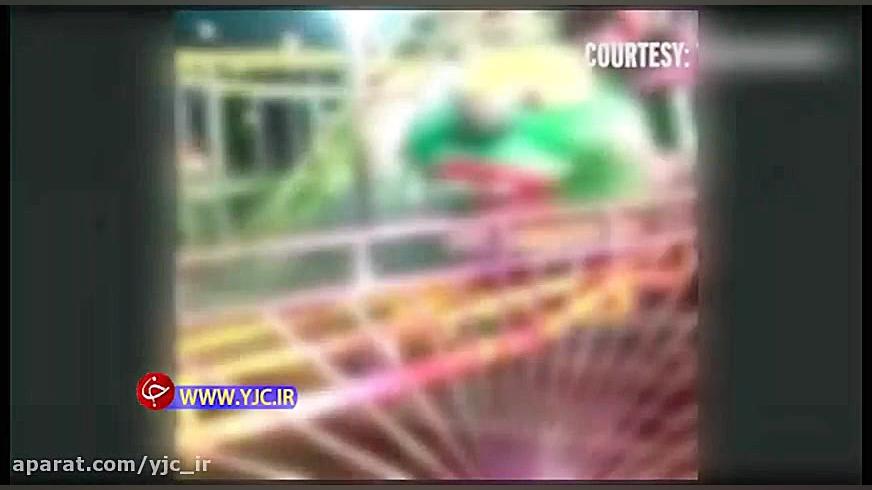 لحظه وحشتناک سقوط ترن هوایی در...