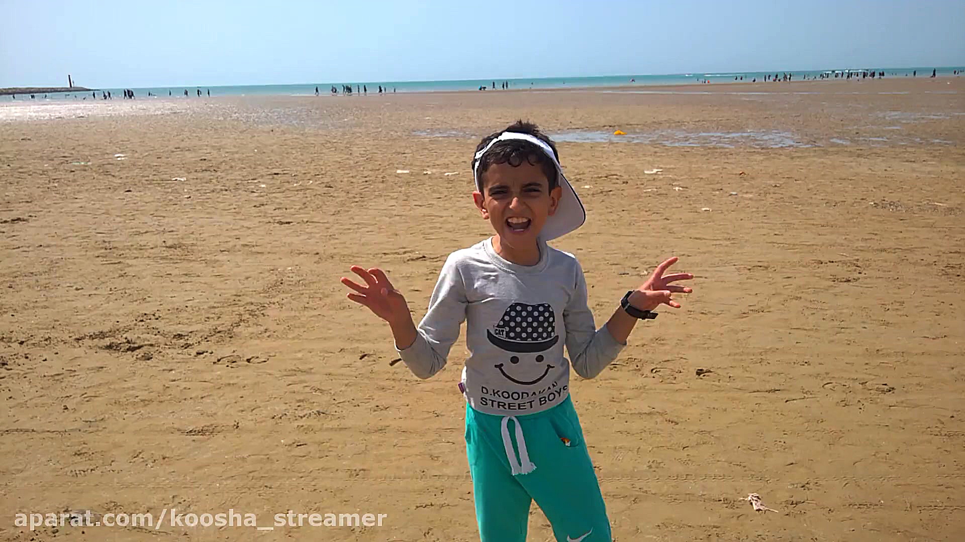 رپ خواندن کوشا استریمر کنار سا...