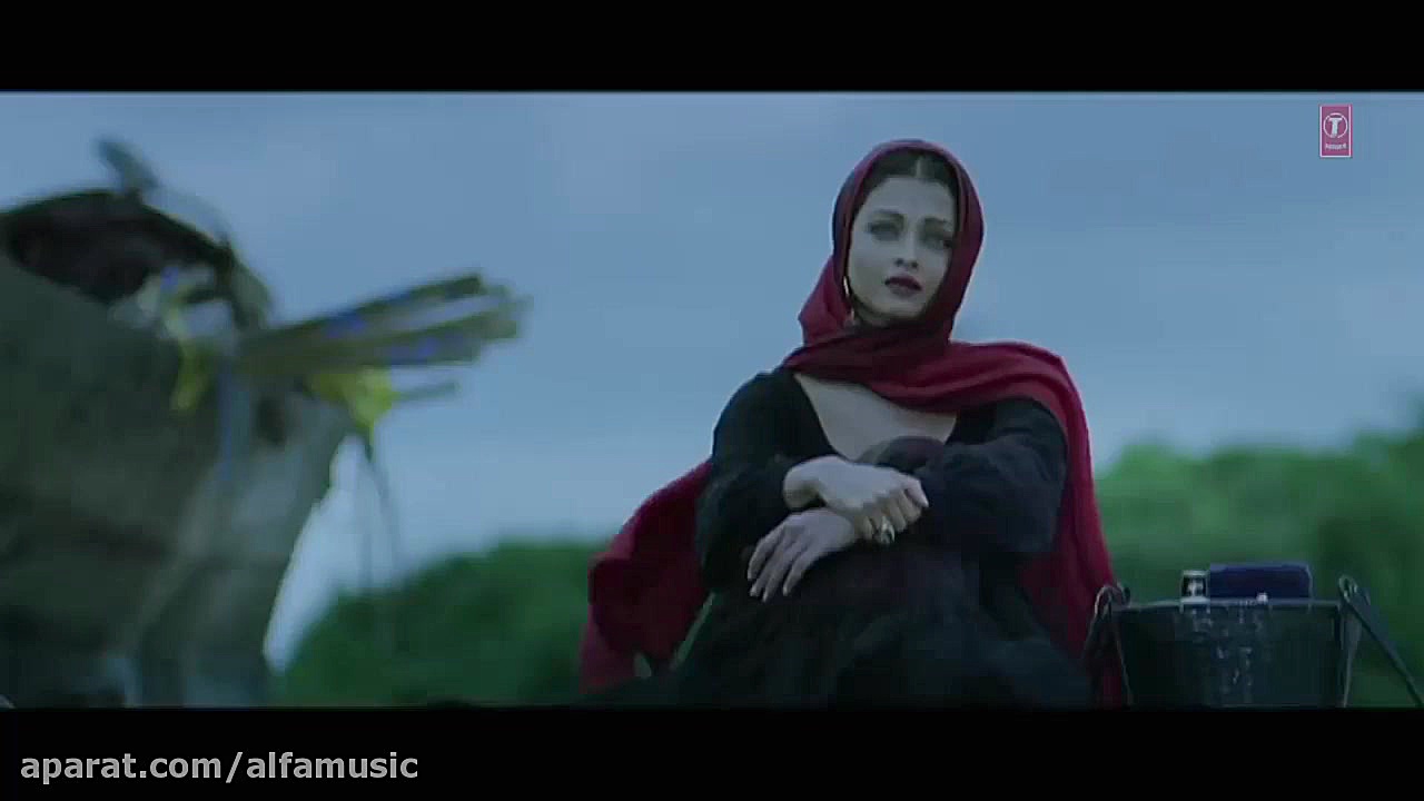 کلیپ عاشقانه از یک فیلم هندی