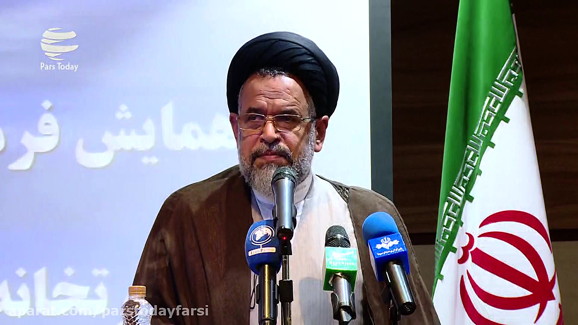 وزیر اطلاعات: با وحدت و هوشیار...