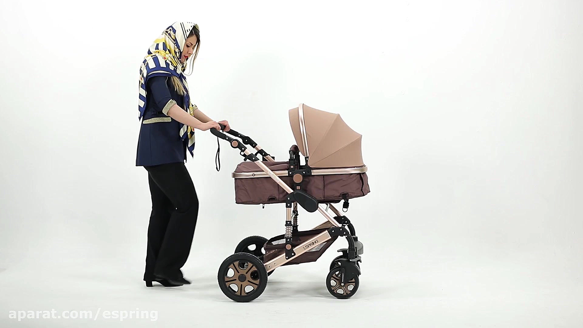 طرز استفاده از کالسکه اسپرینگ