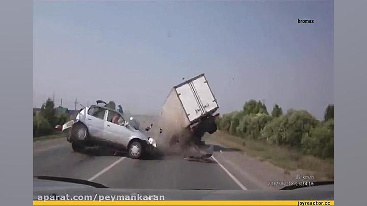 تصادف وحشتناک با کامیون