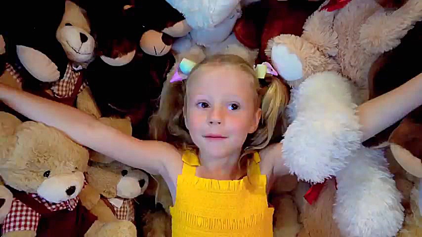 ناستیا و بابایی در موزه سلفی