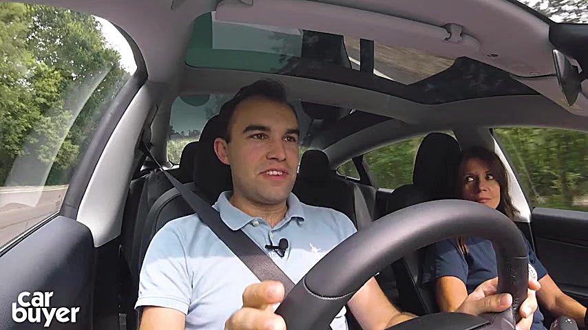 مقایسه جگوار آی پیس، تسلا مدل...