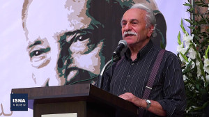 مراسم تشییع پیکر داریوش اسدزاد...