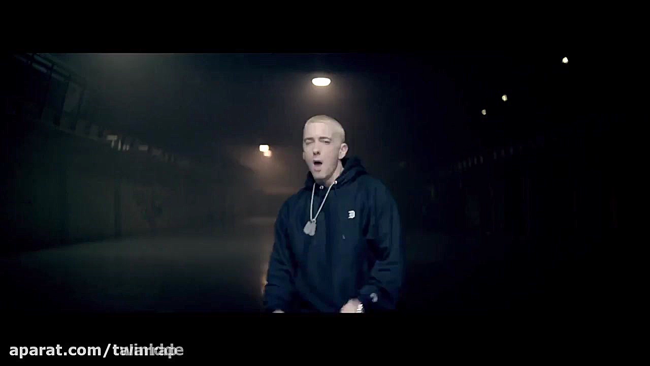 موزیک رپ گاد{rap god}از امینم...